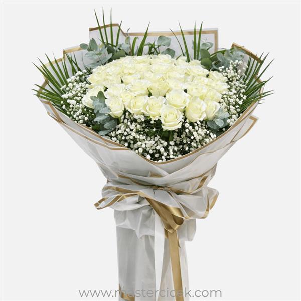41 Adet Canlı Beyaz Gül Buketi